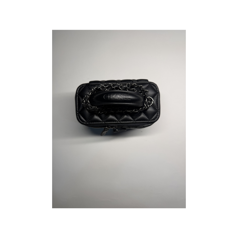 Chanel Black Menad