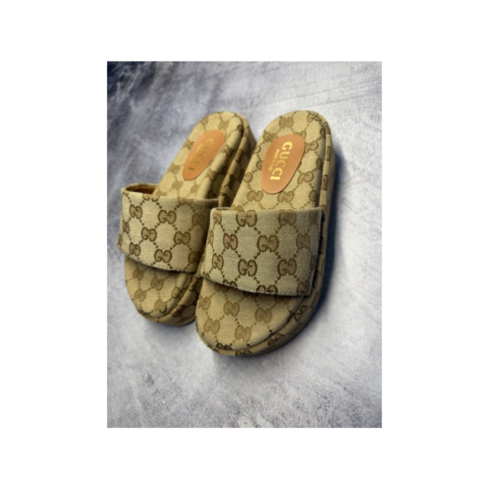 GG Slippers Sasta