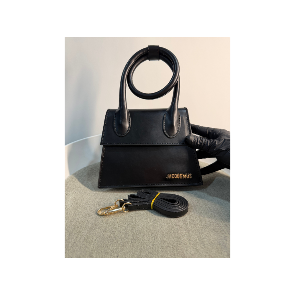 Jacquemus Dark Dream